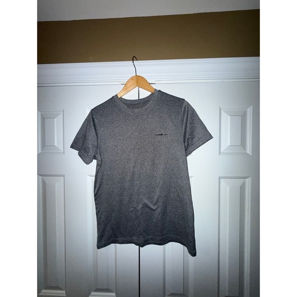 Grey EDDIE BAUER Tshirt Size Small